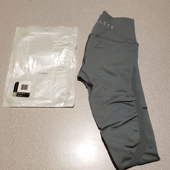 Grey leggin - Picture 3 of 7